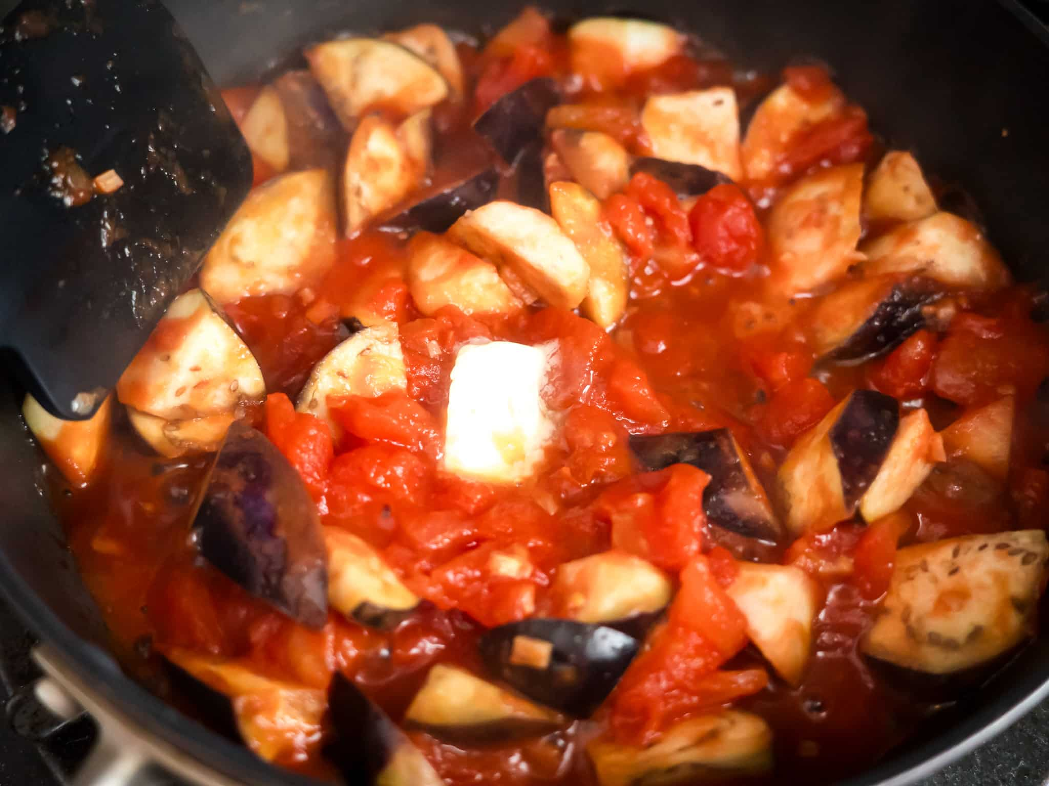 トマト缶 茄子 パスタ ソース作り