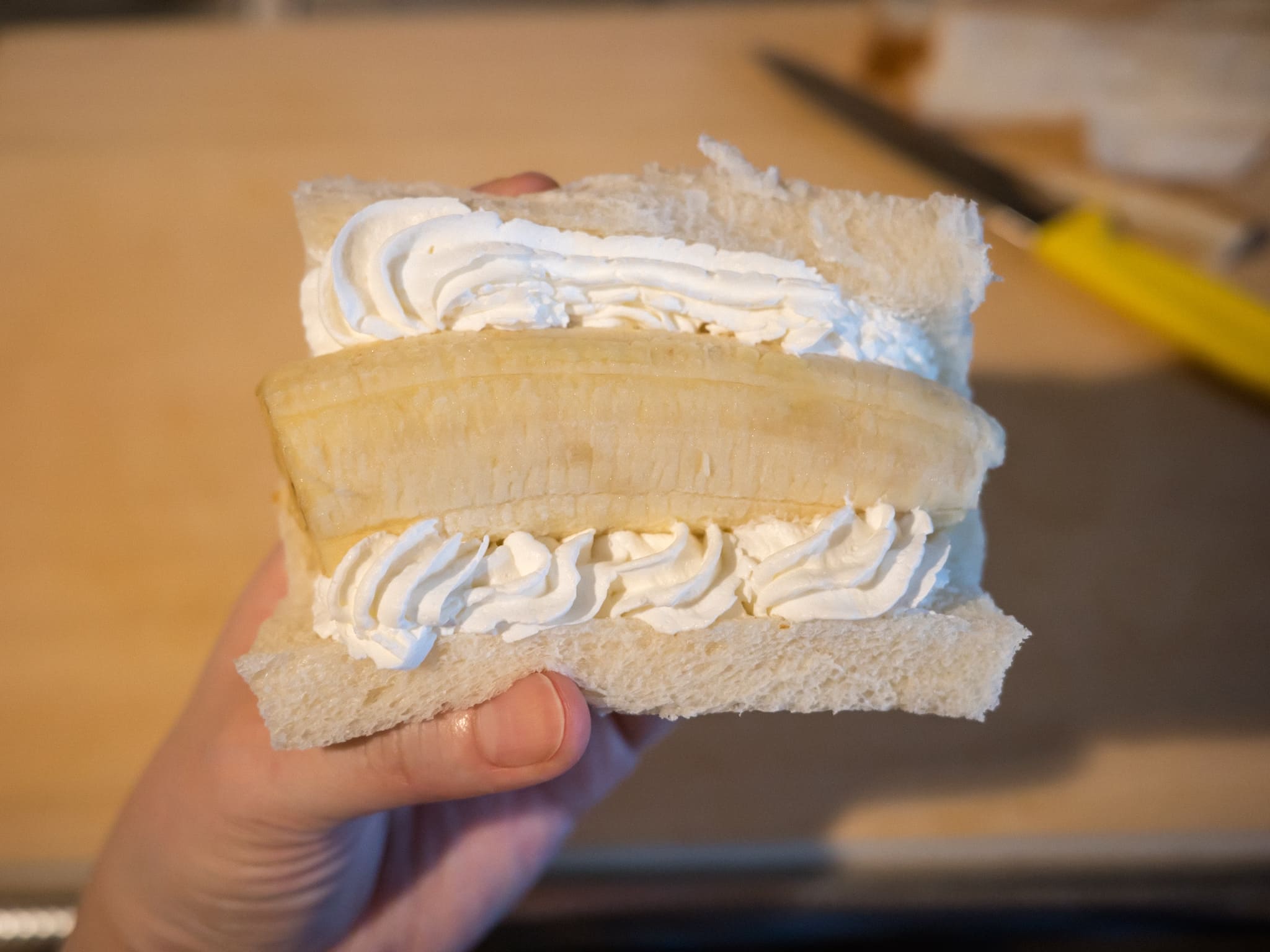 バナナ ホイップクリーム サンド