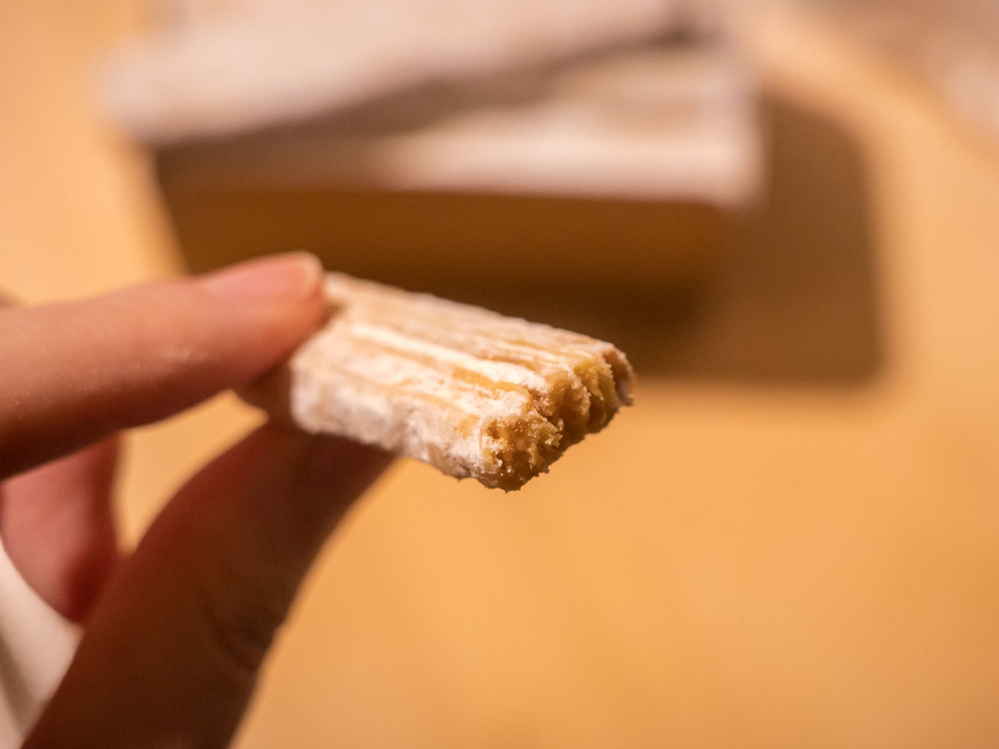 葦 湘南チーズパイ 断面