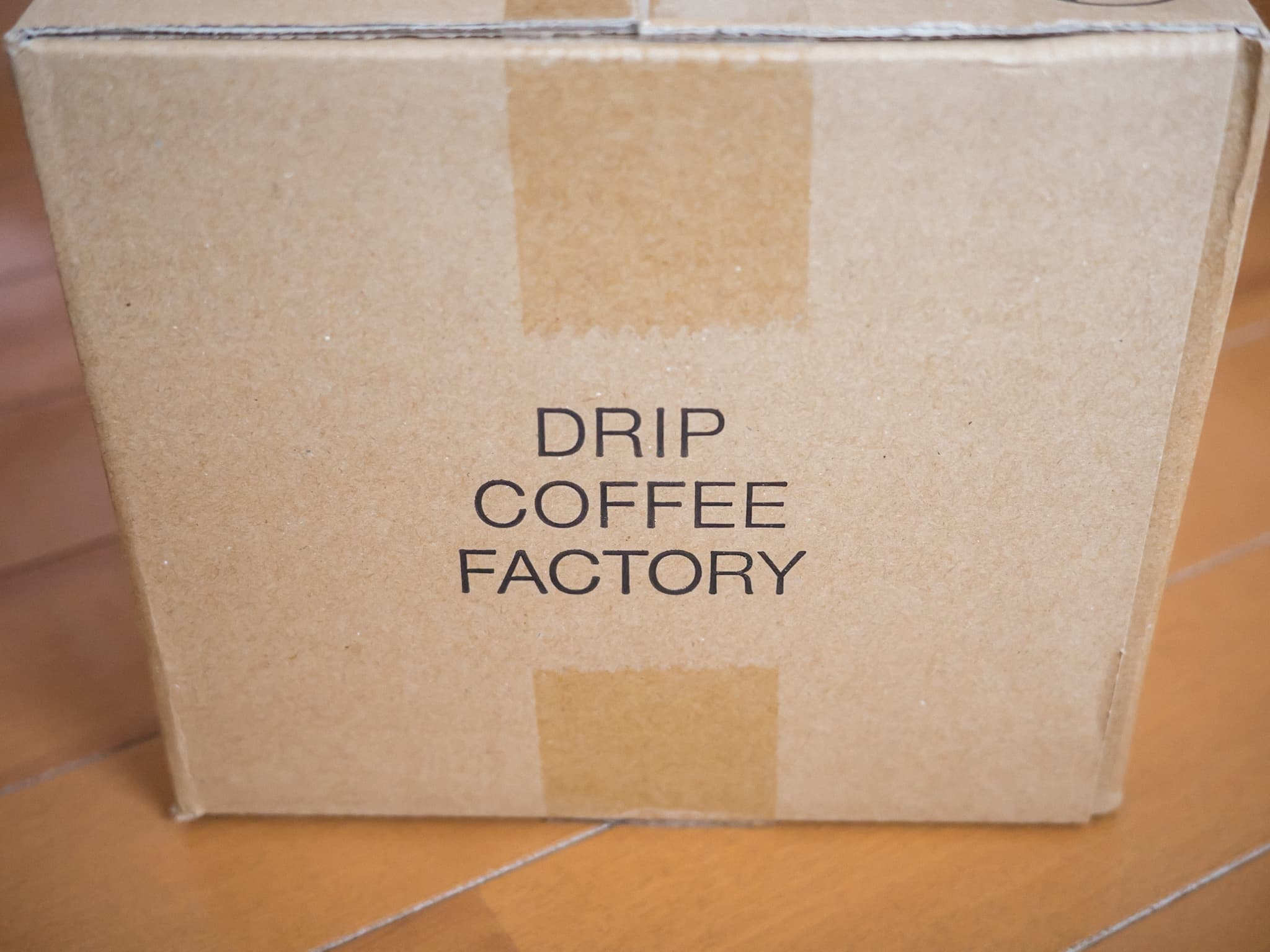 DRIP COFFEE FACTORY ダンボール