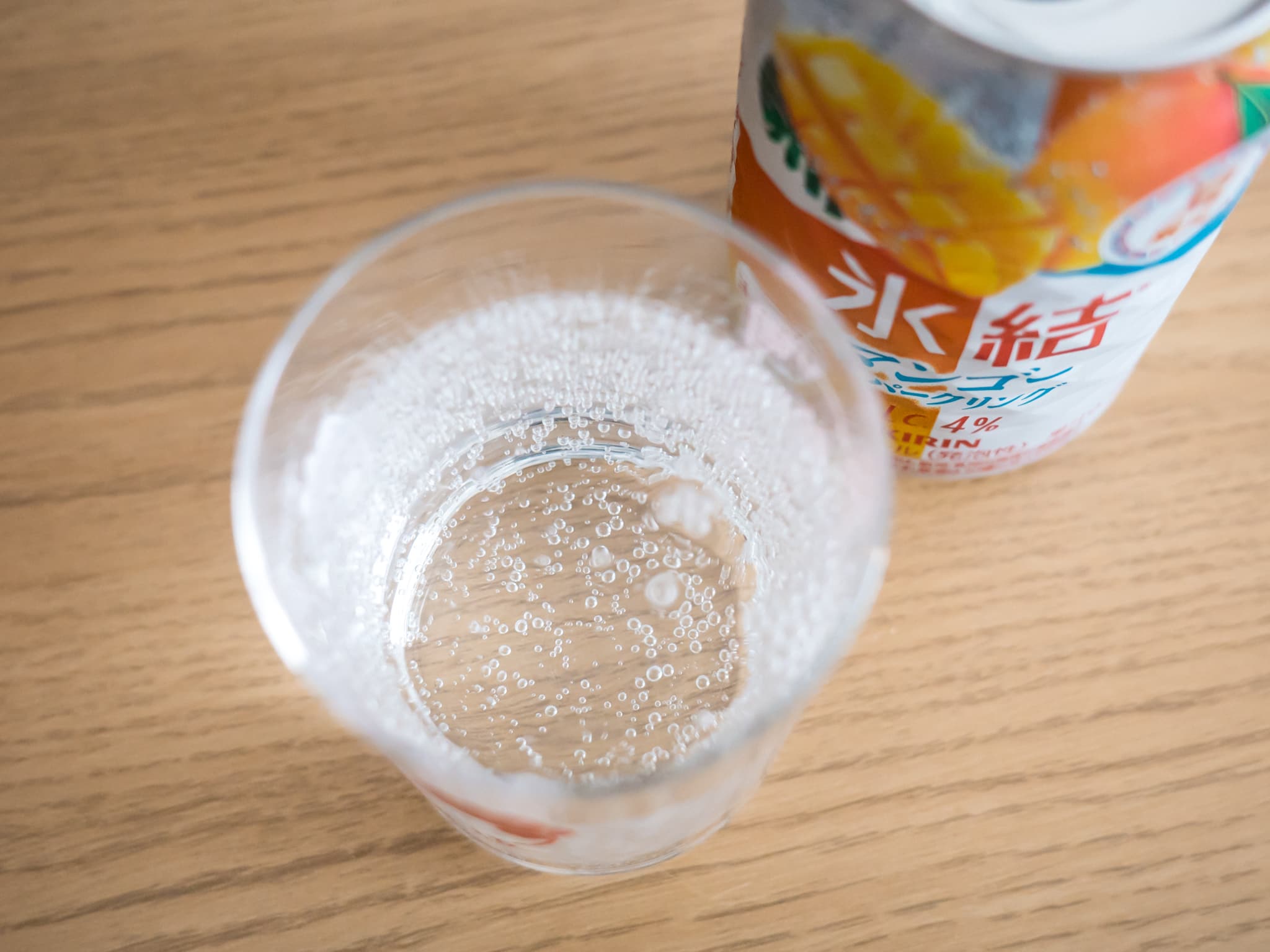 氷結「マンゴースパークリング」中身